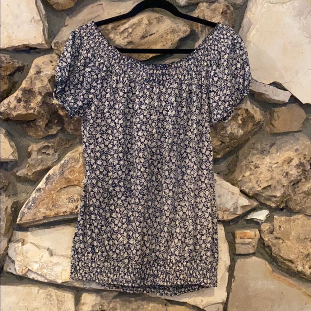 Lucky brand T-shirt EUC